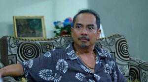 Pak Dadang Mendeskripsikan Gaya Penampilan Alo - Dunia Terbalik Eps. 2444