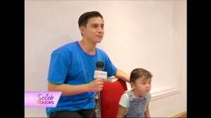 Serunya Mayang Dan Carlo MIlk Kerja Ditemenin Anak