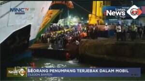 Evakuasi Mobil Jatuh ke Laut
