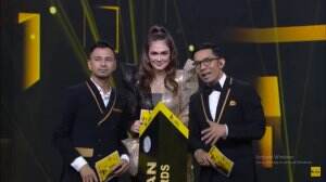 Nonton Streaming Artis Ter-Viral Di Nominasi Indonesian Television Awards 2020 Online Download Full Episode Sub Indo - RCTI+
