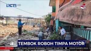 Tembok Roboh di Jakarta Timur