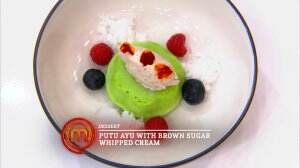 Dessert Klepon Cake Ala Audrey Dan Dessert Putu Ayu With Brown Sugar Whipped Cream Ala Jerry - MasterChef Season 7
