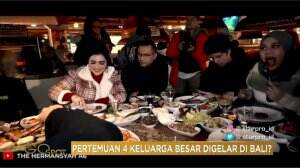 Makan Malam Tiga Keluarga Besar