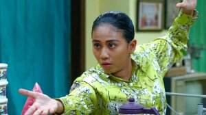 Serba Salah Kalau Ngomong Sama Bu Lek - Amanah Wali 4 Eps. 330