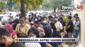 Berdesakan Antre Vaksin Booster