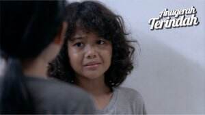 Keegoisan Bulan - Anugerah Terindah Eps. 9