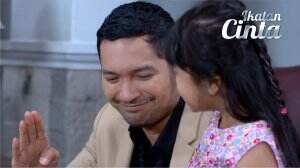 Titipan Reyna Untuk Tante Frozen - Ikatan Cinta Eps. 701