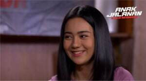 Reva Paling Bisa Bikin Boy Senang - Anak Jalanan A New Beginning Eps. 202