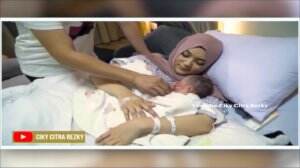 9 Bulan Menanti, Ciki Rezky Akhirnya Bisa Melihat Wajah Anak Pertamanya