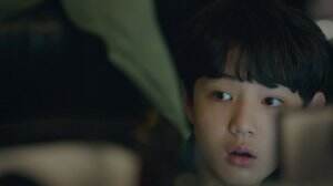 Mediasi antara orang tua Joon Young dan orang tua Hae Kang atas insiden pertengkaran mereka di sekolah.