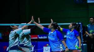 Campus League Badminton Rahmawati/Darojat vs Setyowati/Aristi
