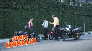 Idoy Hilang, Akum dan Aceng Khawatir - Dunia Terbalik Eps. 2081
