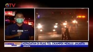 Ruas Tol Cikampek Menuju Jakarta Masih Di Padati Kendaraan Arus Balik