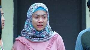 Cindy Nekat Ingin Daftar Untuk Berangkat - Dunia Terbalik Eps. 2385