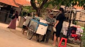 Paula Mau Bagi - Bagi Nasi Bungkus - Bapau Asli Indonesia Ep. 40