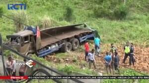 Truk Masuk Jurang Sedalam 30 Meter Di Lampung Selatan