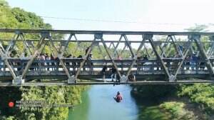 Rope Jump Sambil Nikmati Keindahan Alam - Travel Addict Eps. 134