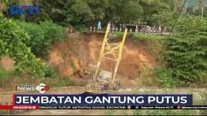 Pondasi Tergerus Deras Sungai, Jembatan Gantung di Gorontalo Putus