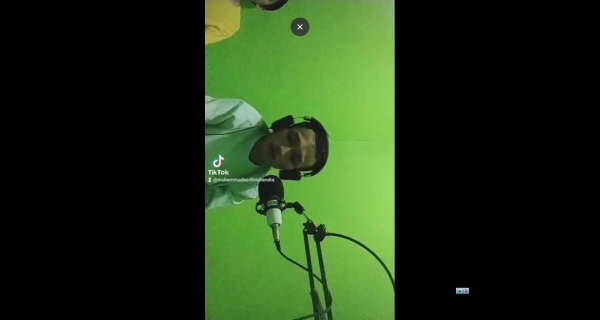 TINBS Nama Muhamad Asril Mahendra asal jasinga Bogor provinsi Jawa barat umur 22 tahun judul lagu Ebiet G Ade untuk kita renungkan