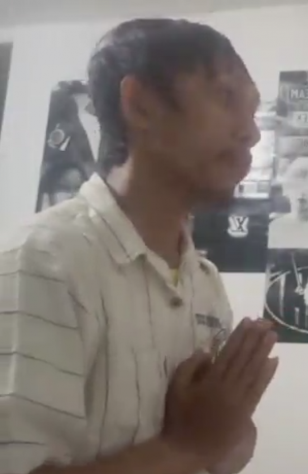 Nama Saya Heri saya berasal dari kepulauan Buton Sulawesi Tenggara. umur saya 33 tahun. judul lagu JUDI #TINBS