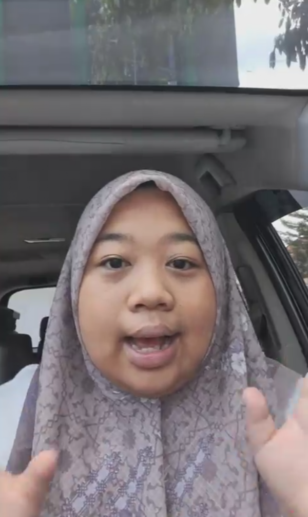 IDOL_XII  MAURA ANINDHITA KIRANA 17. PALEMBANG.  SEMATA KARENAMU - MARIO G KLAU