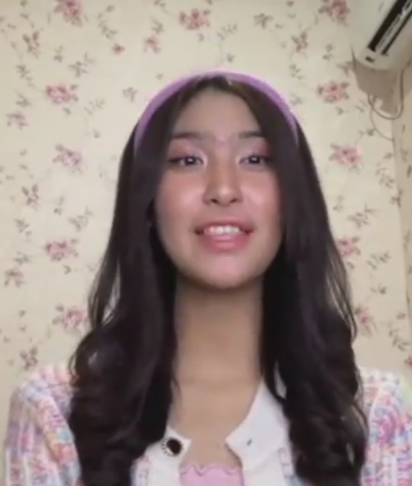 IDOL_XII ARVITA RATNADEWANTI CAHYANI 18 TAHUN SURABAYA ONE AND ONLY