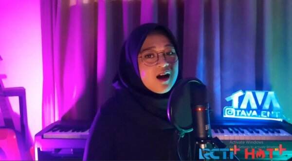 Aku yang salah ( Mahalini & Nuca Cover Version ) by TIA DERIANTINA ,27th . Bogor .