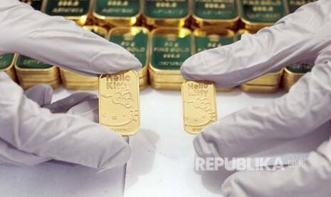 Naik Tipis, Harga Emas Antam Rp 924 Ribu per Gram