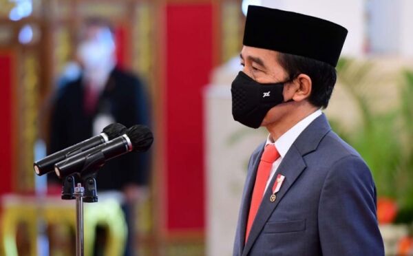 Jokowi: Kita Sudah Punya UU Ciptaker, Jangan Perlambat Investasi!