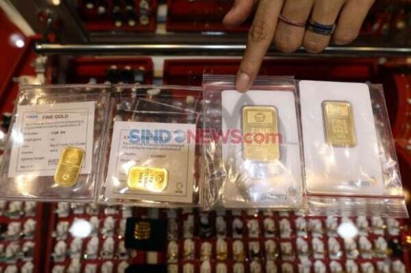Naik Rp8.000, Harga Emas Hari Ini di Level Rp934.000