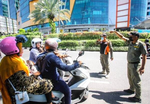 4 Jam, 80 Kendaraan Diminta Putar Balik dari Pos Penyekatan Cito Mall