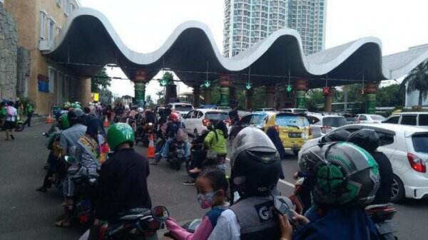 Andi Arief Puji Anies Sigap Tutup Tempat Wisata: Begitulah Pemimpin, Jangan Contoh Pemimpin yang Budeg Atas Kritik