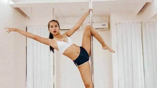 Kian Seksi dan Lentur, Pesona Soraya Rasyid Saat Pole Dance Tuai Pujian