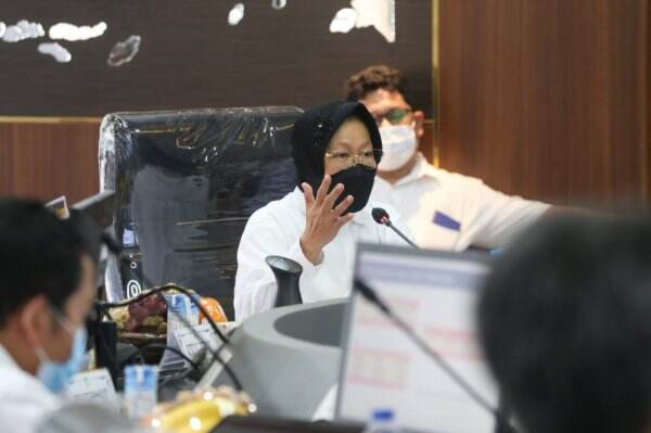 Disindir Bupati Alor hingga Staf Kemensos Dimarahi, Risma Buka Suara