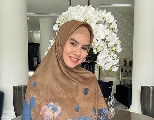 Desak Luna Maya Menikah, Kartika Putri Tuai Hujatan
