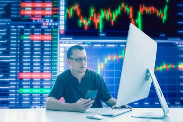4 Fakta IHSG Melemah 1,45% Sepekan, Kapitalisasi Merosot