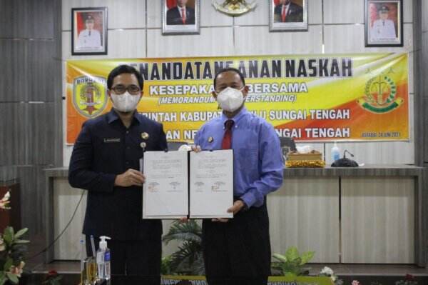 Meski Teken MoU dengan Pemkab, Kejari HST Tetap Fokus Pemberantasan Korupsi