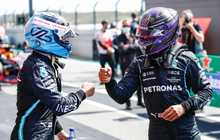 Lewis Hamilton Bicara Kontrak dengan Mercedes untuk F1 2022