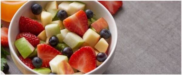 5 Tips mudah menyimpan salad buah, dijamin segarnya awet
