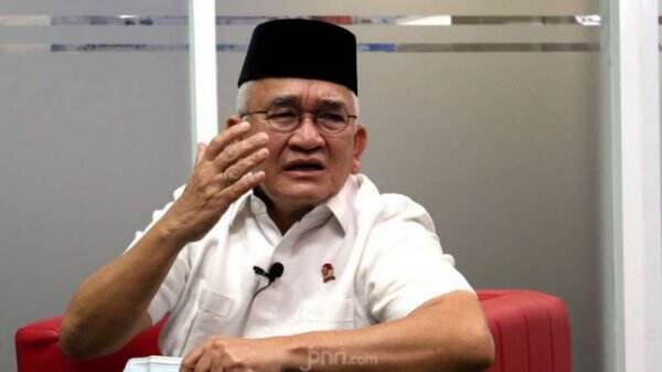 Marah Novel Bamukmin Sebut Rezim dan Republik Gila, Ruhut Sitompul: Jangan Biarkan Kadrun-kadrun Sembarangan Ngebacot