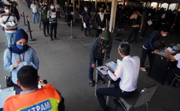 Ingat Ya! STRP Tetap Jadi Syarat Naik KRL