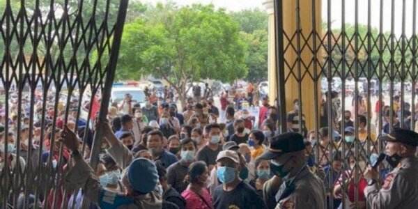 Kapolda Sumut Pantas Dievaluasi usai Vaksinasi Medan Berlangsung Ricuh