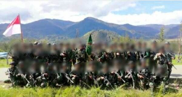 Tim Cakra Kostrad Terlibat Kontak Tembak dengan KKB, Darah Pun Berceceran dan Satu Pucuk M16 Disita