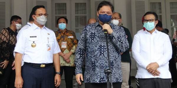 Airlangga Hartarto Gandeng Anies Baswedan Luncurkan Vaksinasi Ibu Hamil