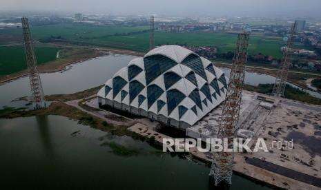 Proyek Masjid Terapung Al Jabbar Kembali Dilanjutkan
