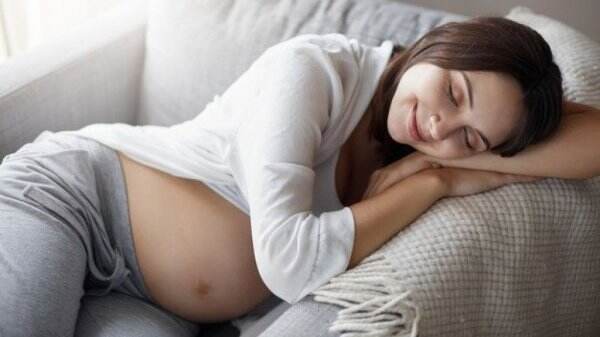 5 Kenikmatan dari Hamil Kebo yang Gak Alami Mual dan Ngidam! Impian Para Moms