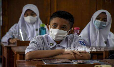 In Picture: Pembelajaran Tatap Muka di Cimahi