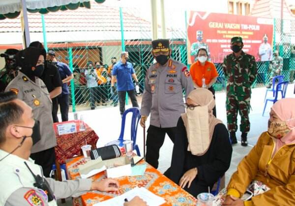 Kapolri Optimistis Target 2 Juta Vaksinasi Per Hari Segera Tercapai