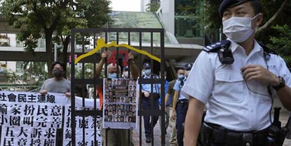Sejumlah Warga Hong Kong Pilih Anggota Komite Pemilihan di Bawah Aturan Pro-China