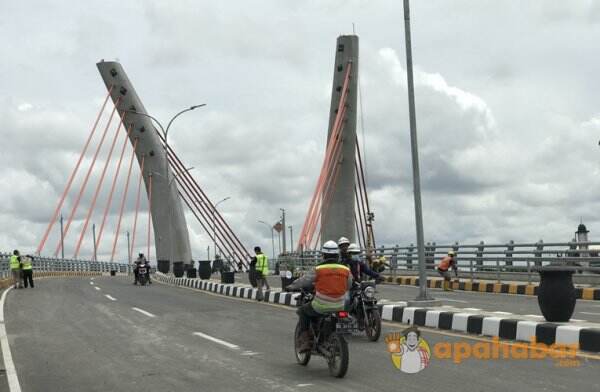 Paman Birin Buka Suara Soal Polemik Jembatan Sungai Alalak